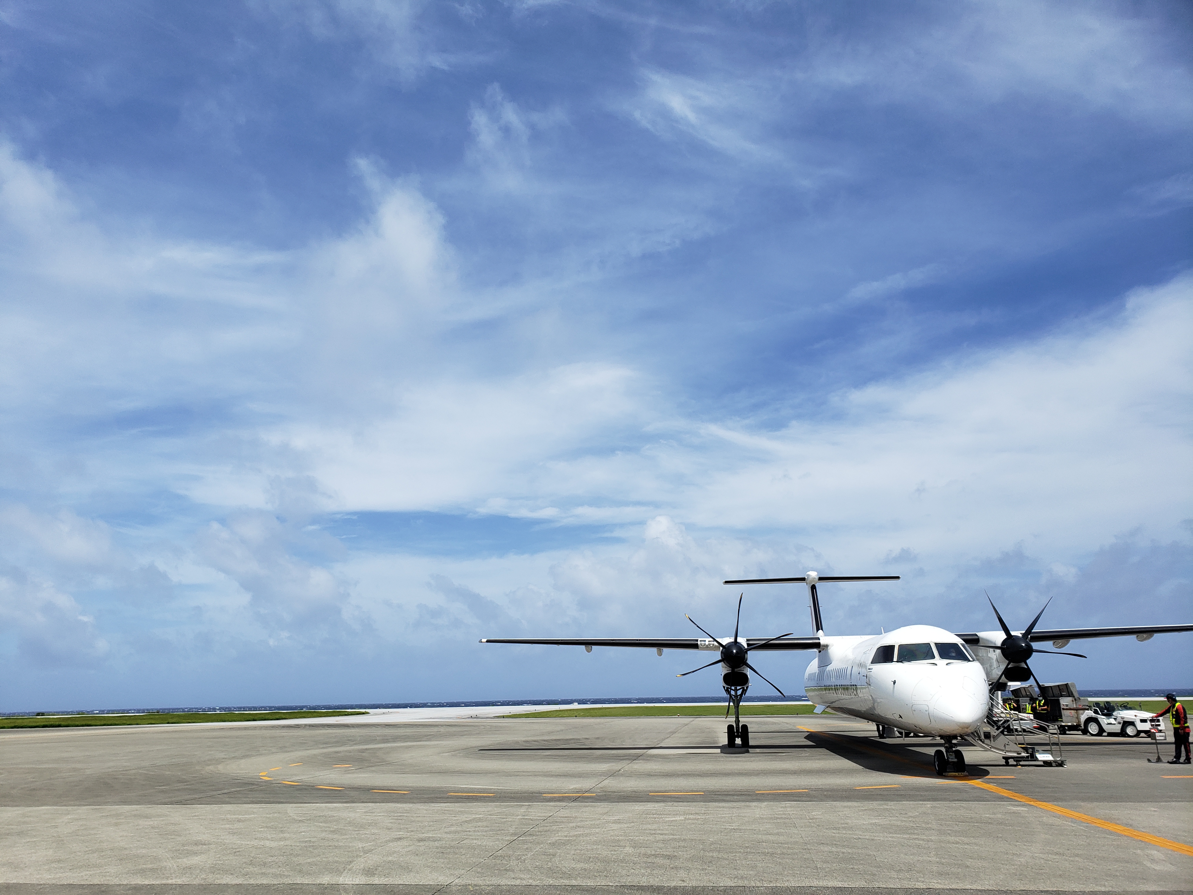 久米島へのアクセス比較・RAC琉球エアーコミューターの飛行機