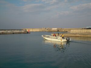 沖縄中部の漁港風景（イメージ）