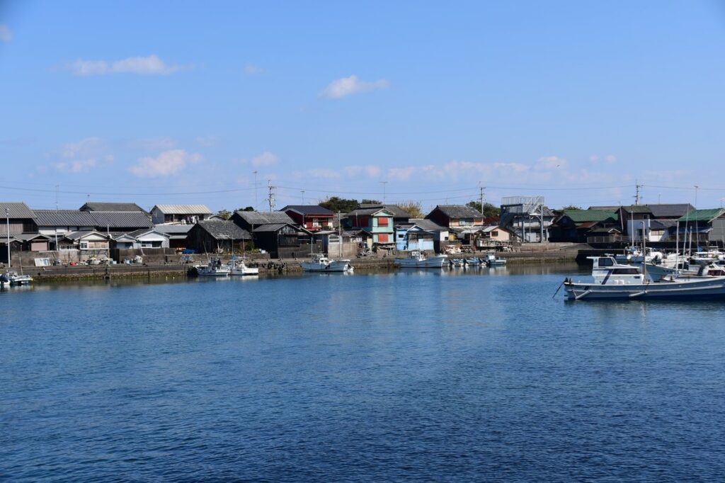 沖縄の港風景（イメージ）