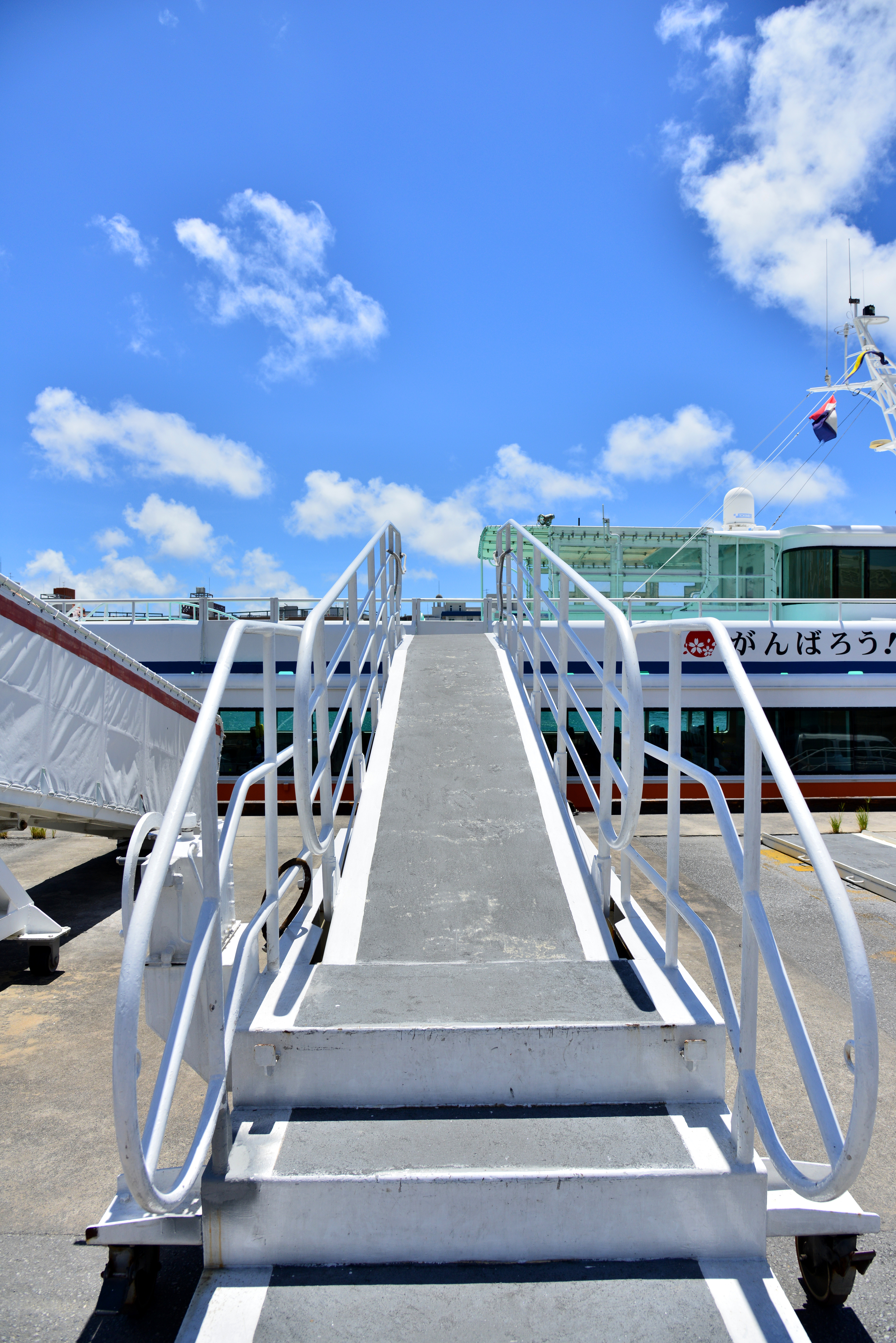 
観光業にMEOが重要な理由



観光客は土地勘がないため