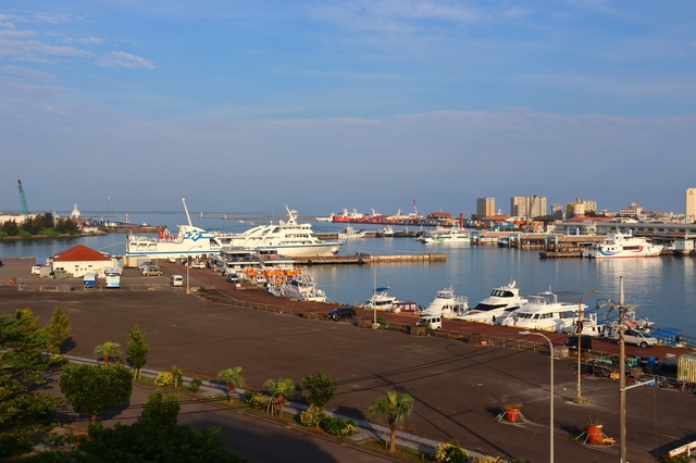 沖縄の港ターミナル全景（イメージ）