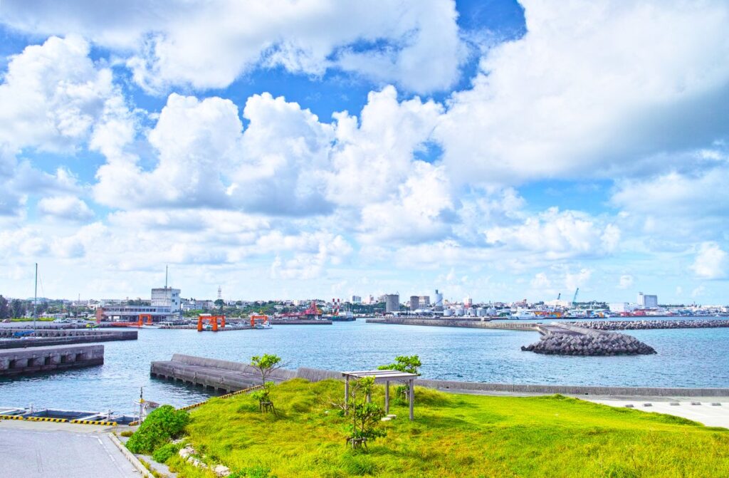 宮古島の港風景（イメージ）