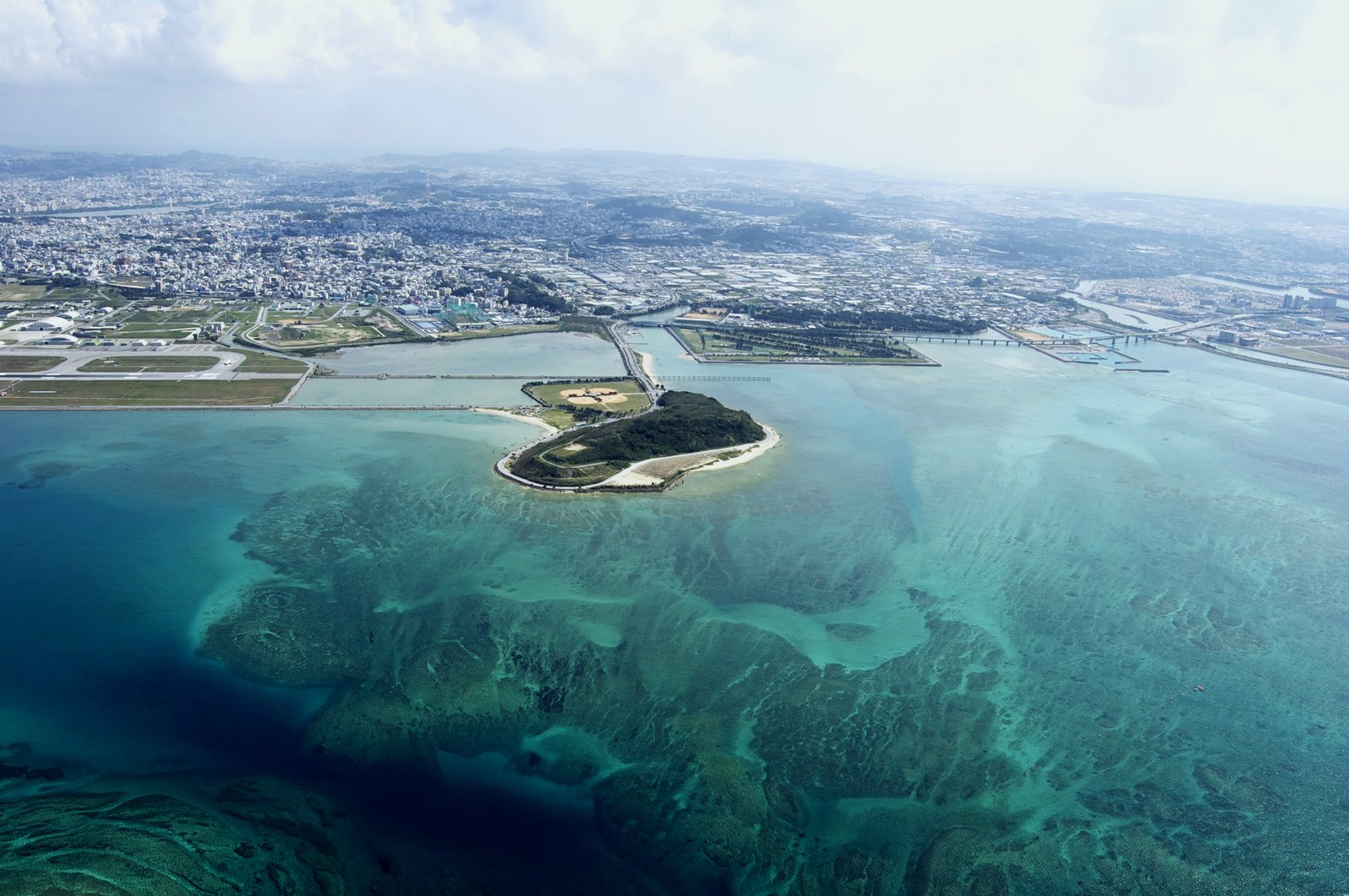 沖縄のアクセス（イメージ）