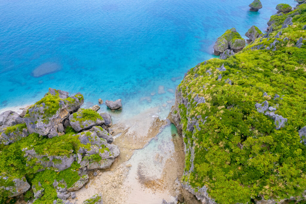 久米島の夏の海（イメージ）